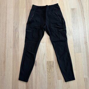 Athleta Headlands High Rise Cargo Legging | Size 10